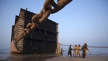 کمک مالی ژاپن به شلوغ‎ترین مرکز اوراق کشتی جهان