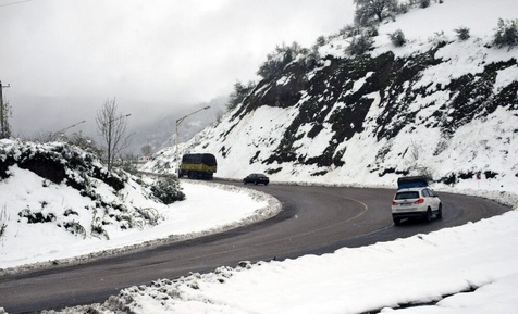 بارش برف در گردنه حیران