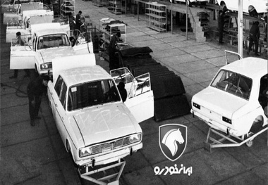 عجیب اما باورنکردنی؛ قیمت انواع خودرو ۴۰ سال قبل را ببینید