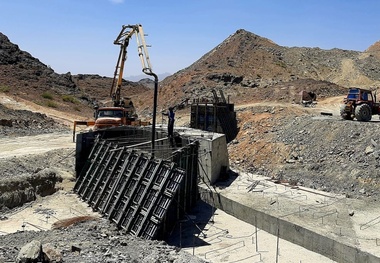 ساخت راه آهن جهرم سرعت می گیرد