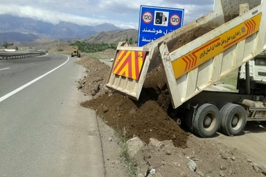 شانه سازی 40 کیلومتر از راههای اصلی و روستایی بخش طارم سفلی