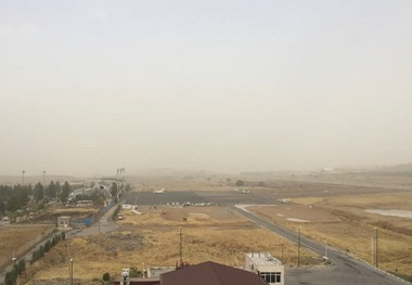 احتمال بالای لغو پروازهای بعدازظهر امروز فرودگاه ایلام با تداوم پدیده ریز گردها

