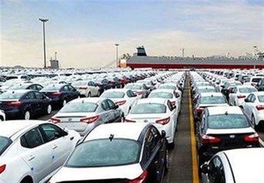 پیش فروش خودروهای وارداتی ممنوع است