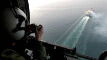 Iran Ready for U.S. Waivers to End as Guards Threaten to Shut Strait of Hormuz