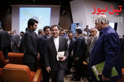 نشست هم اندیشی تشکل های حرفه ای با حضور وزیر راه و شهرسازی