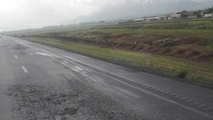 تصاویری از آسفالت نامناسب محور دورود به ازنا 