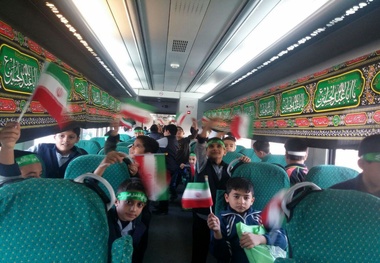 حرکت قطار «نظم و دوستی» برای جلوگیری از حوادث ساکنان حاشیه ریل 