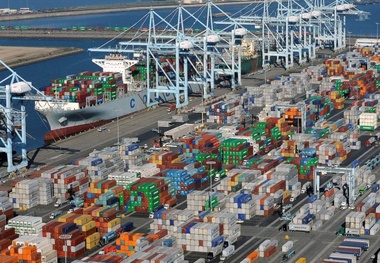 Trade War Sparks More Capacity Cuts on Transpacific Container Trades