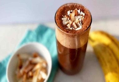 طرز تهیه ۱۱ اسموتی با میوه های بهاری و طعم فوق العاده