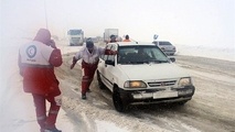  آزادراه تبریز ـ زنجان بر اثر بارش سنگین برف مسدود شد/ نجات ۲۰۰ خودروی گرفتار در  کولاک