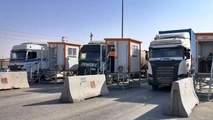 درخواست رانندگان کامیون برای رفع تبعیض در اخذ عوارض جاده ای حمل کالای داخلی و ترانزیتی