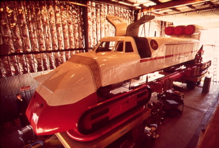 Hovertrain؛ قطار راکتی (7)