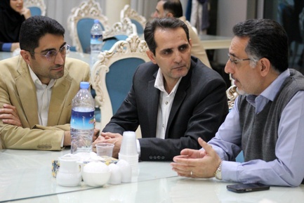 افطاری دانش آموختگان راه آهن 1404