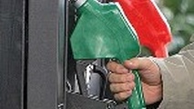 واردات بنزین در تضاد با اقتصاد مقاومتی و نیازمند مجوز مجلس است