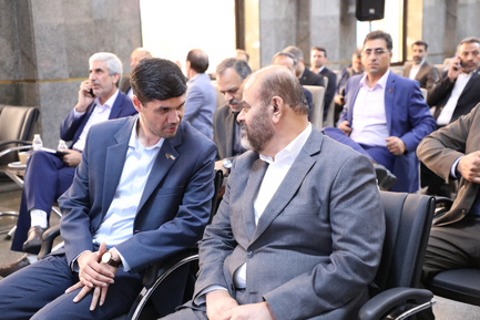  مراسم بهره برداری از ۳۱۹ دستگاه ناوگان ریلی جدید