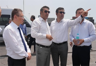  Kazakhstan Trade Delegation Visits Shahid Rajaee Port Following Landmark Logistics Center Agreement
