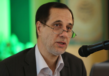 مه‌آبادی: هزینه خدمات فرودگاهی برای ایرلاین‌ها افزایش زیادی نخواهد داشت