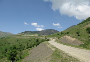 طرح ۴ گانه ارتقاء عبور و مرور در ۳۵ روستای حاشیه راه‌های استان همدان