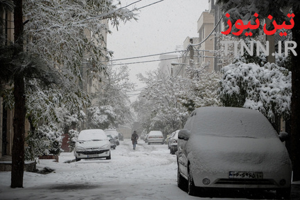 بارش اولین برف پاییزی در تهران
