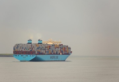 Maersk Line Introduces Bunker Fuel Surcharge to Counter Crude Price Rise
