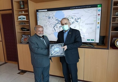بازنشستگان از بیمه درمانی همسان با کارکنان راه آهن برخوردار می شوند؟