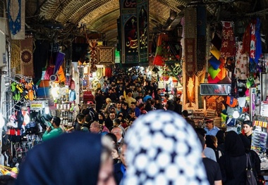 زیر بازار تهران خالی است، از بس که تونل کنده اند/ شب ها و ایام تعطیل، خاک ها را تخلیه می کنند