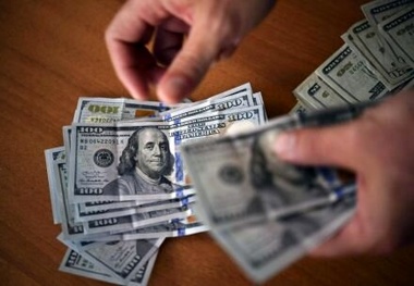 نرخ دلار ۲۰۰۰ تومان ارزان‌تر از میانگین ۴ ماهه امسال 