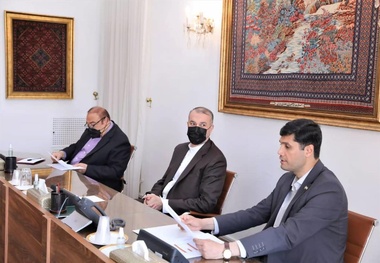 
بررسی ابعاد ترانزیت ریلی در دیدار وزیر امور خارجه و مدیرعامل راه آهن