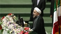 روحانی : رشد اقتصادی مثبت و افزایش تولید نفت دستاوردهای دولت یازدهم