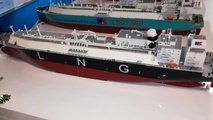 Suez Canal Eyes More LNG Carrier Transits
