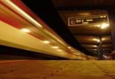 می‌توانیم در سال ۵۰ کیلومتر مترو بسازیم / توسعه مترو با خرید توأمان تجهیزات