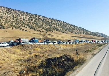 
 تردد خودروهای شخصی به مناطق زلزله‌زده ممنوع شد 