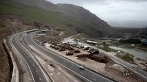 بازگشایی محور آزادراه منجیل به رودبار در گیلان

