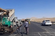 ۳۰ نقطه‌ حادثه دیده آزادراه کاشان نطنز اصفهان مرمت شد