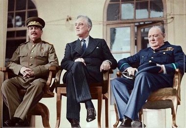 فیلم رنگی شده از کنفرانس تهران همزمان با سالگرد این کنفرانس