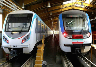 خدمات رسانی رایگان مترو به شرکت کنندگان در مراسم تشییع فرماندهان شهید