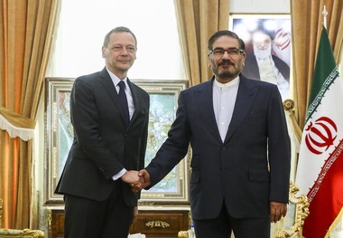 مشاور رییس جمهور فرانسه: برای میانجیگیری به ایران نیامده‌ام 