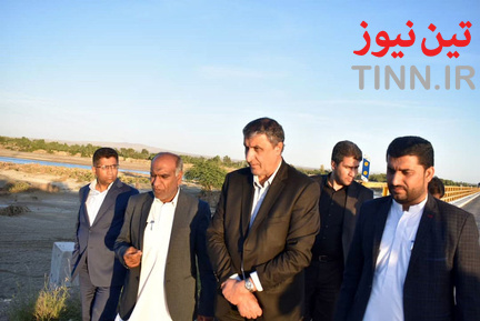 بازدید وزیر راه و شهرسازی از مناطق سیل زده هرمزگان