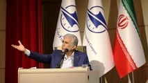 اکرمیان: شرکت فرودگاه ها دوره رشد و تکوین خود را طی می کند