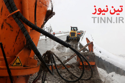 عملیات راهداری زمستانی در جاده هراز