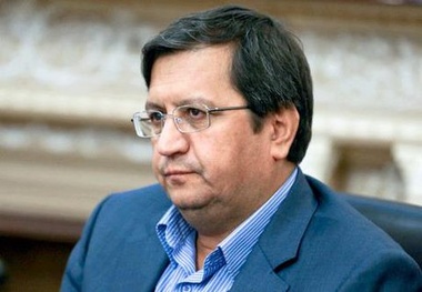 همتی: بازار ارز متشکل می‌شود

