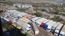 رشد چشمگیر تردد ناوگان باری و ترانزیتی در پایانه مرزی بازرگان