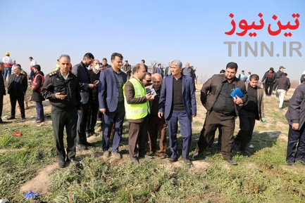 بازدید مدیر فرودگاه امام از محل سقوط هواپیمای مسافربری بویینگ ۷۳۷ متعلق به خطوط هوایی اوکراین