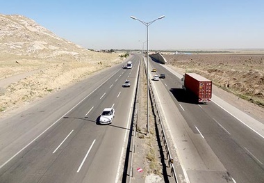 وزیر راه: هیچ جاده غیراستانداری در کشور نداریم 