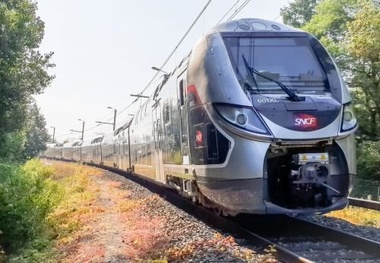 First Omneo Premium EMU for Normandy on test