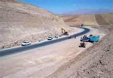 ۱۶ کیلومتر از محور رامشیر ماهشهر چهارخطه می شود