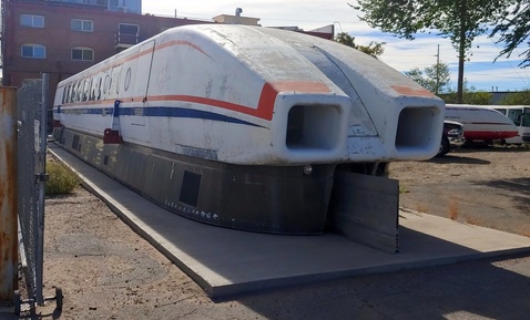 Hovertrain؛ قطار راکتی (3)