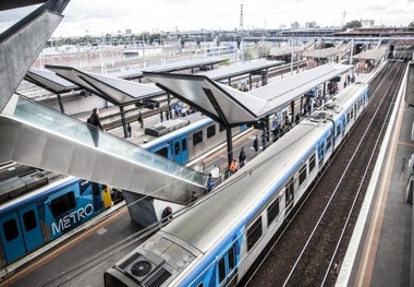 New York’s MTA Unveils New Metro-North Locomotives