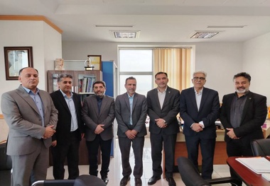 قدردانی از تلاشگران ایمنی شبکه ریلی/ دیدار مدیران ستادی راه آهن با کارکنان اداره کل ایمنی