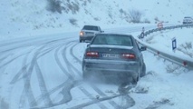 ارتفاع برف در گردنه الماس خلخال از نیم متر فراتر رفت